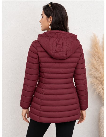 Cappotto imbottito con cappuccio