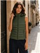 Gilet imbottito con cappuccio