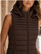 Gilet imbottito con cappuccio
