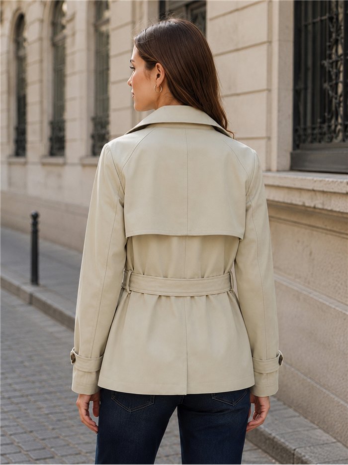 Trench corto con cintura
