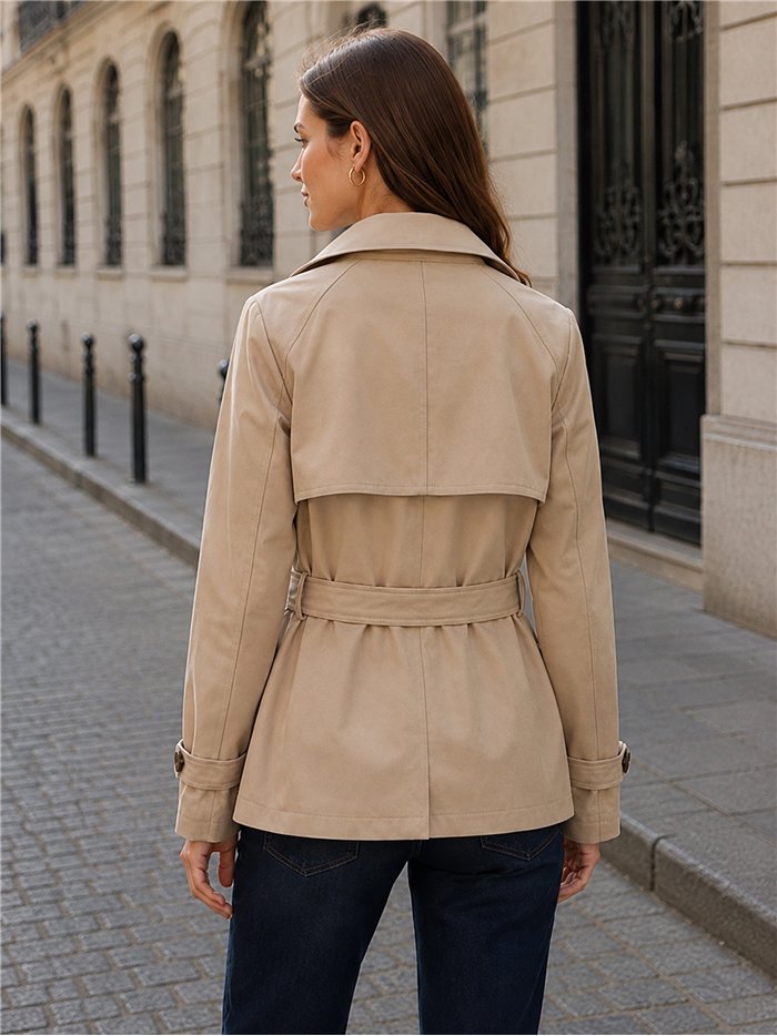Trench corto con cintura