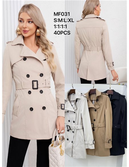 Trench coat con cintura con fibbia