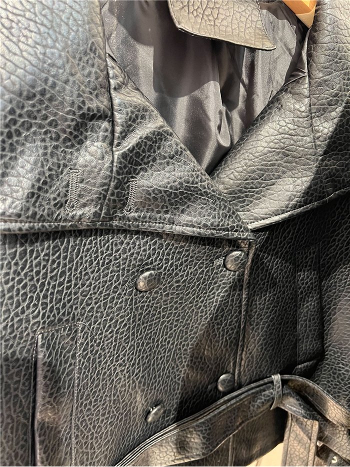 Trench coat in similpelle