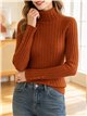 Pull côtelé à col rabattu et poignets boutonnés