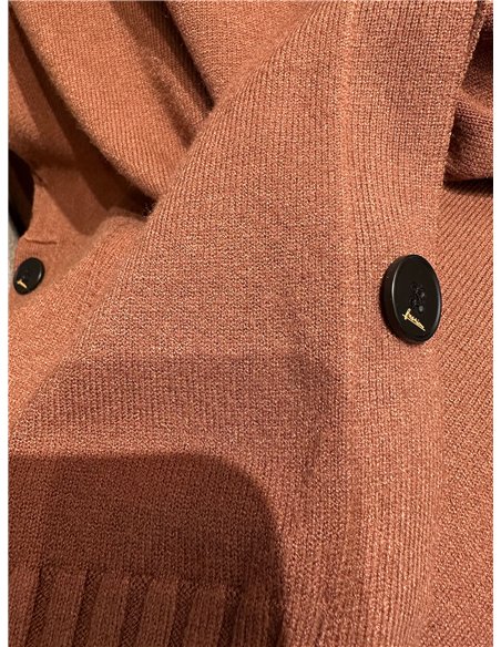 Oversize-Rollkragenpullover mit Knöpfen