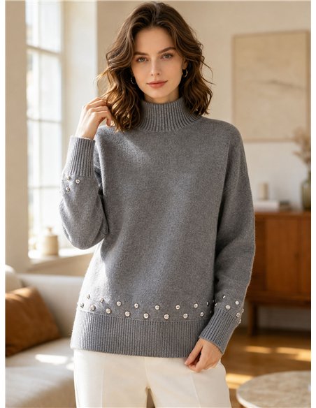 pull à col roulé clouté