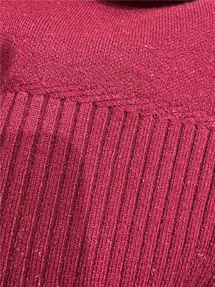 Jersey cuello alto brillo sutil