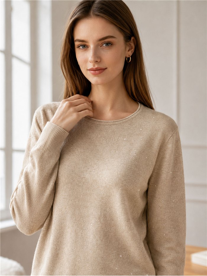 Feinstrickpullover mit Strassverzierungen