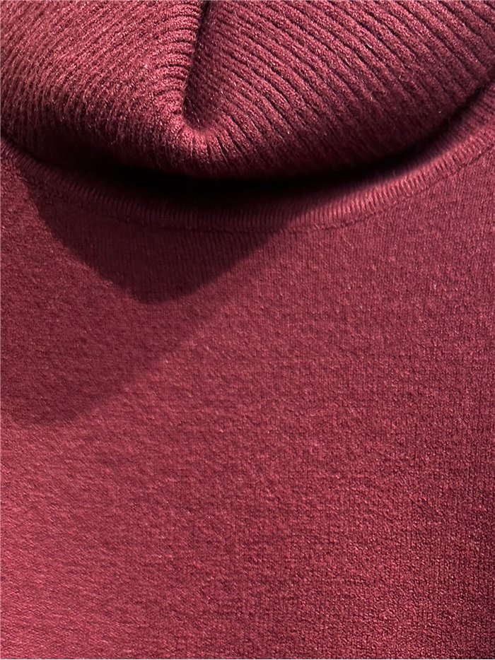 Jersey básico cuello vuelto