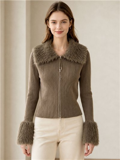 Veste côtelée avec col et poignets en fourrure