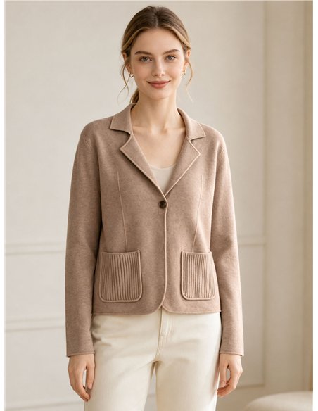 Knit blazer with ribbed pockets