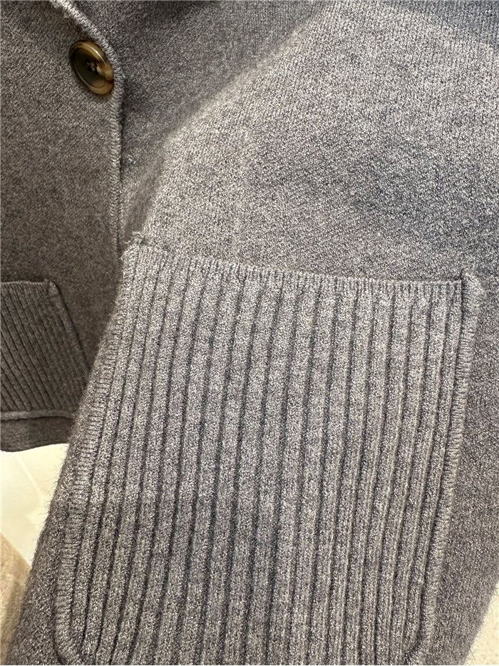 Knit blazer with ribbed pockets