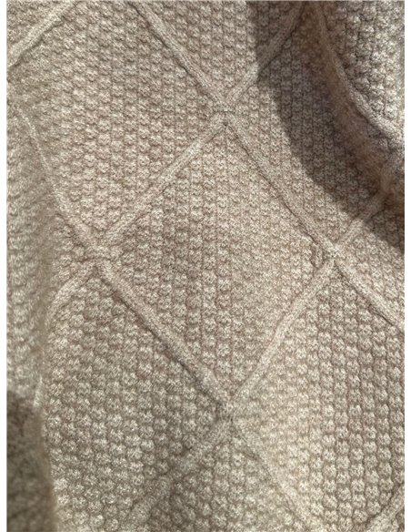 Jersey cuello alto rombos texturizados