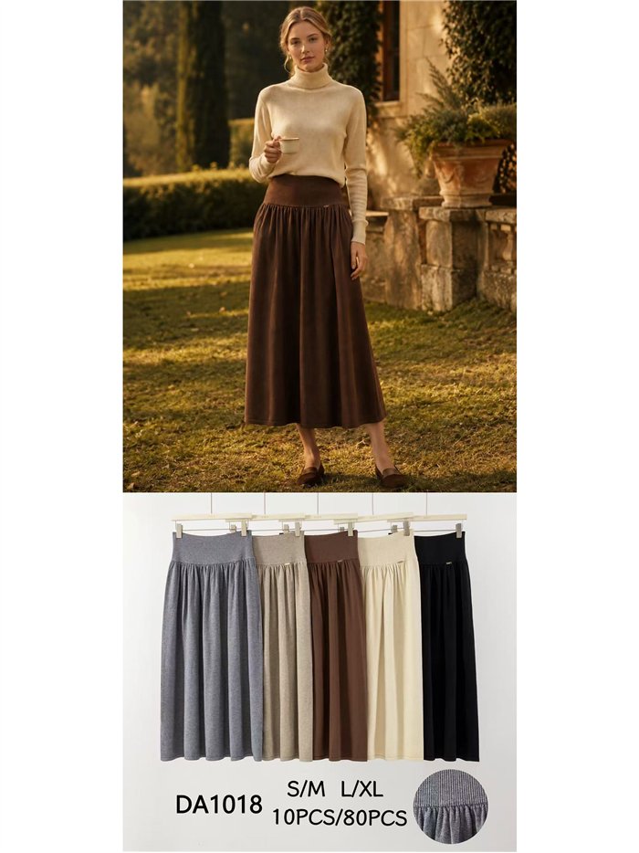 Knit midi skirt with stretch waistband