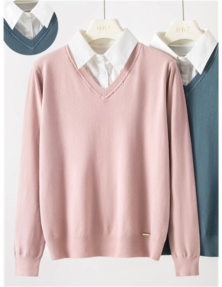 Pull à col V effet chemise