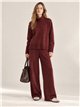 Conjunto jersey cuello vuelto y pantalón wide leg