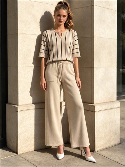 Conjunto jersey rayas y pantalón wide leg