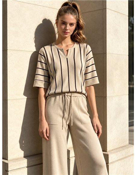 Conjunto jersey rayas y pantalón wide leg