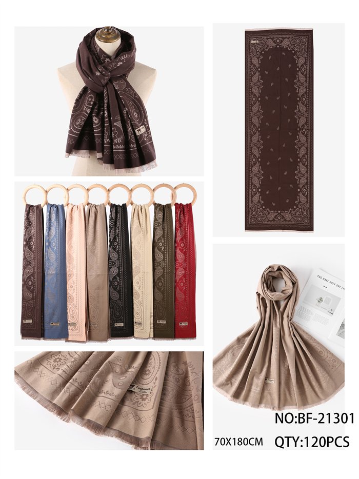 Bedruckter Bandana-Schal