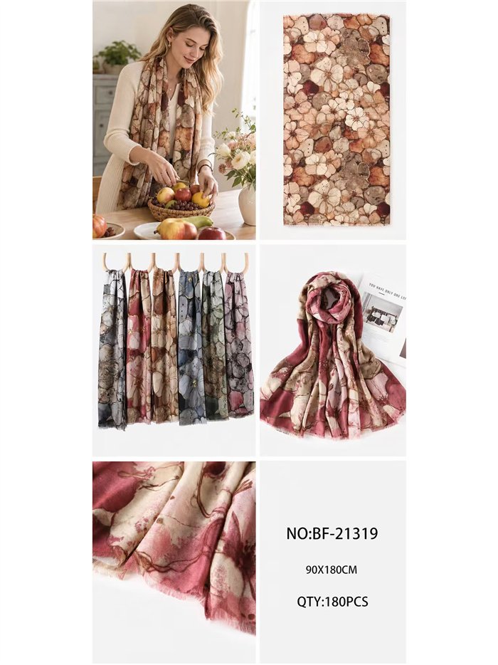 Bufanda floral efecto acuarela
