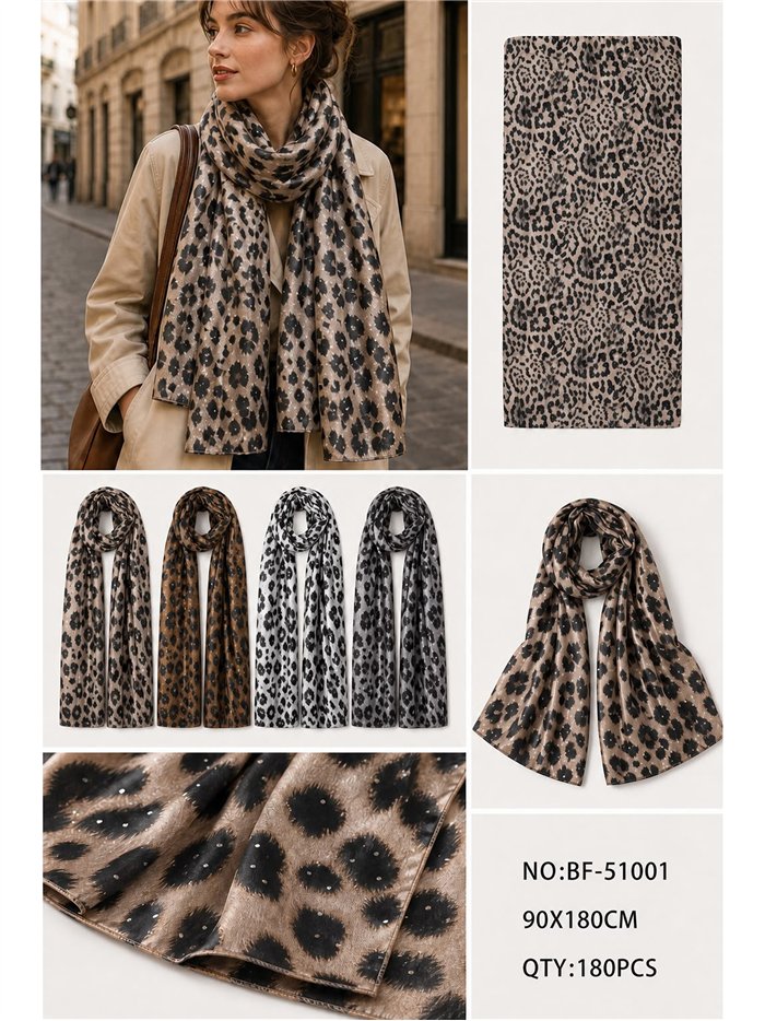 Bufanda animal print con brillo