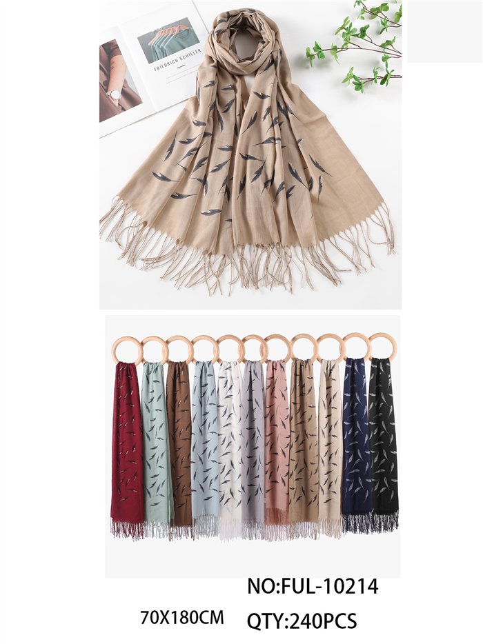 Fular plumas con flecos