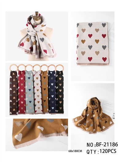 Multicolour heart scarf 2