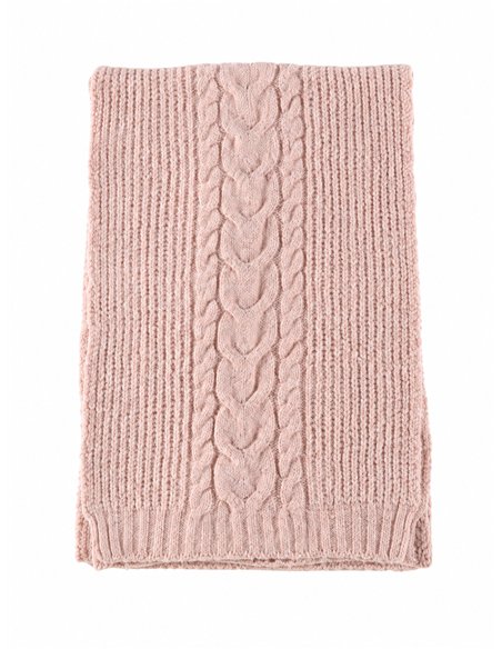Écharpe tricotée avec tresses