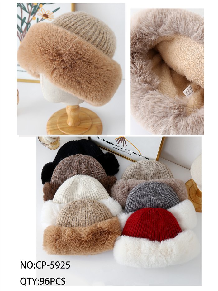 Gorro de punto con vuelta efecto pelo