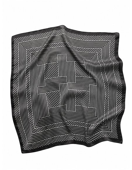 Quadratischer Schal mit geometrischem Linienmuster