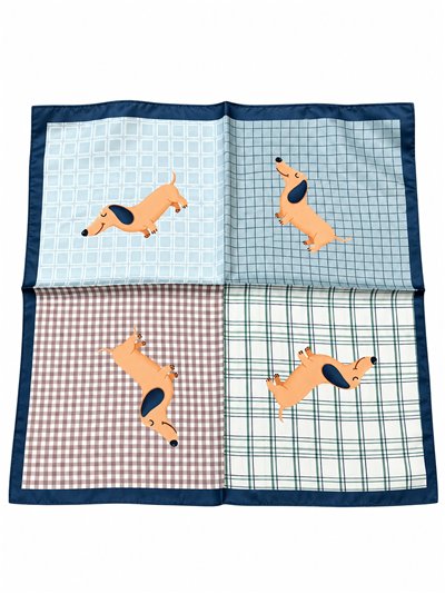 Pañuelo cuadrado satinado estampado perros y cuadros