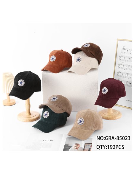 Gorra de pana parche estrella
