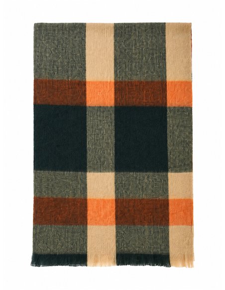 Warmer karierter Schal