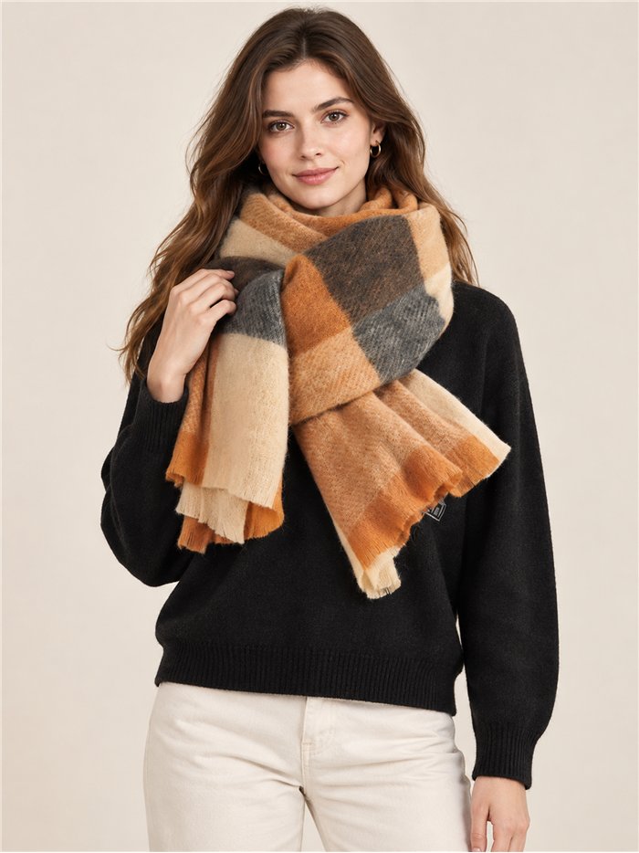 Warmer karierter Schal