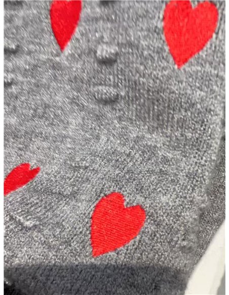 Maglia con cuori ricamati