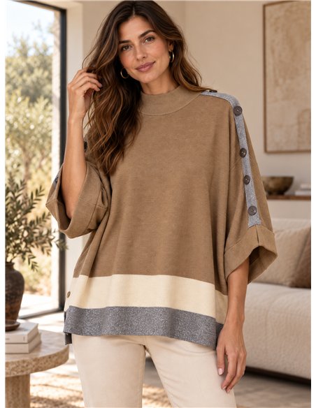 Pull oversize à boutons latéraux