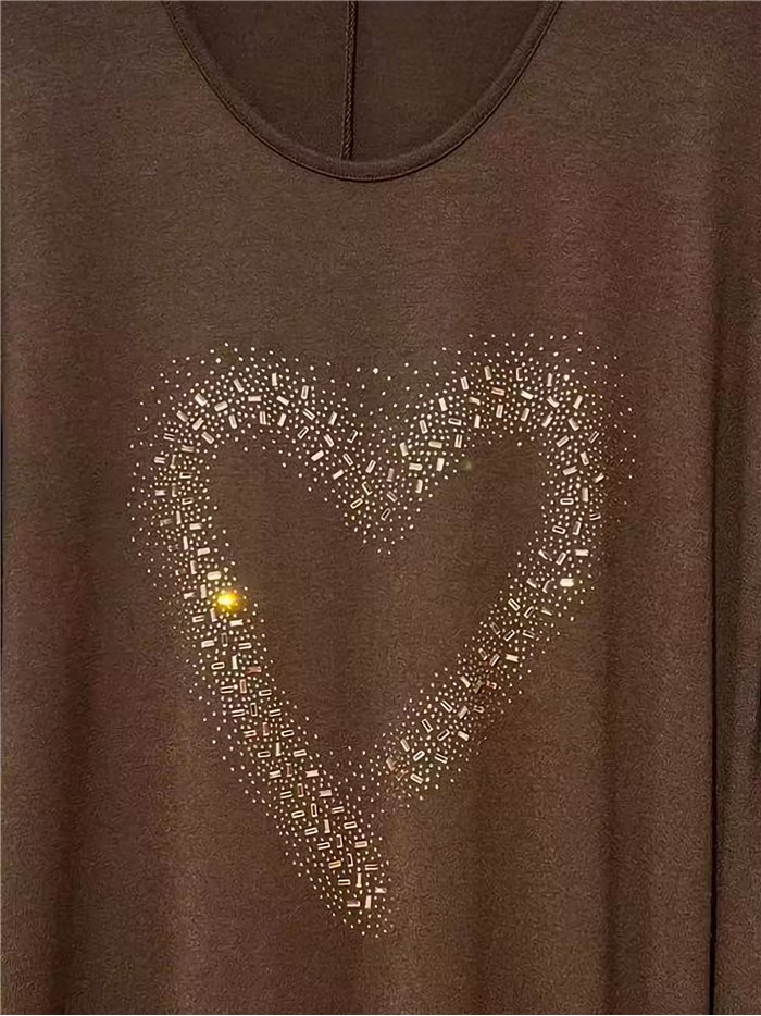 Maglione a forma di cuore con strass, taglie forti