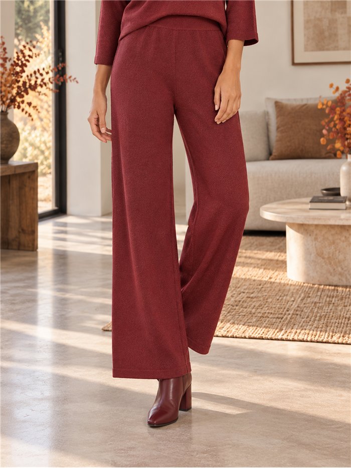 ensemble pull à col rond et pantalon à jambes larges