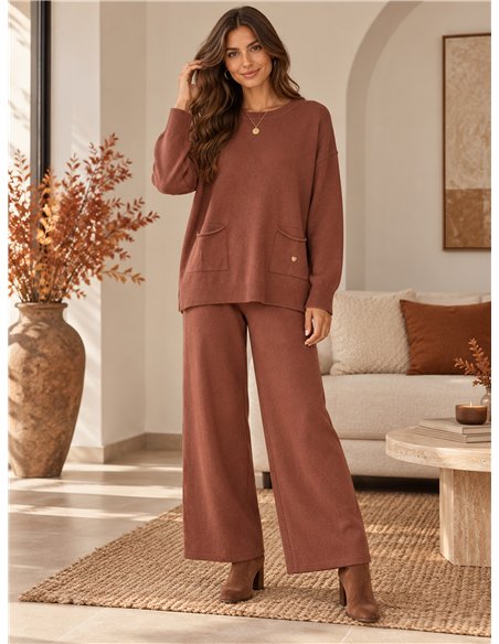 Front-pocket knit sweater and wide-leg trousers set