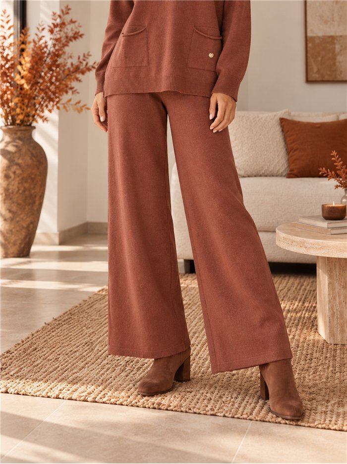 Front-pocket knit sweater and wide-leg trousers set
