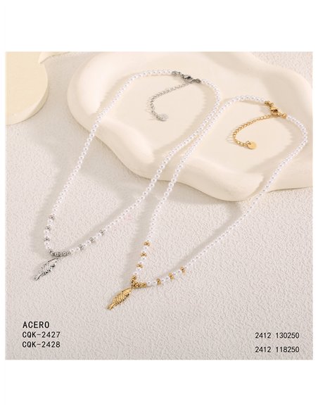 Collier de perles nacrées avec pendentif poisson