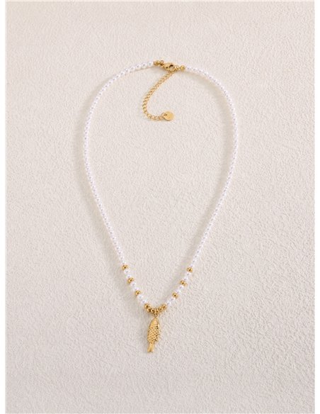 Collier de perles nacrées avec pendentif poisson