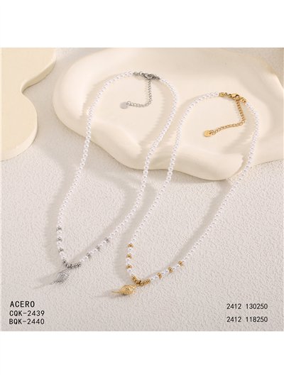 Collier de perles nacrées avec pendentif coquillage 2