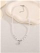 Collier de perles nacrées avec pendentif coquillage