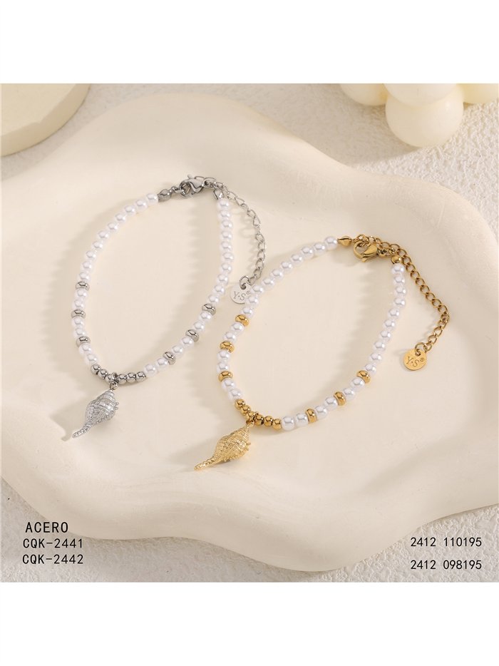 Pulsera de cuentas tipo perla con colgante de caracola marina