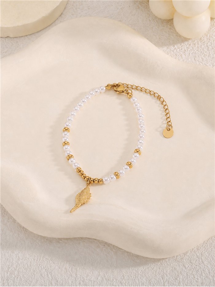 Pulsera de cuentas tipo perla con colgante de caracola marina