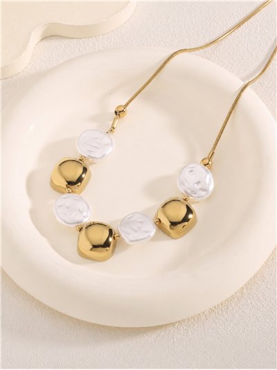 Collier en acier orné de pièces géométriques bicolores blanches et dorées