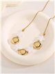 Collier en acier orné de trèfles dorés et de fleurs blanches