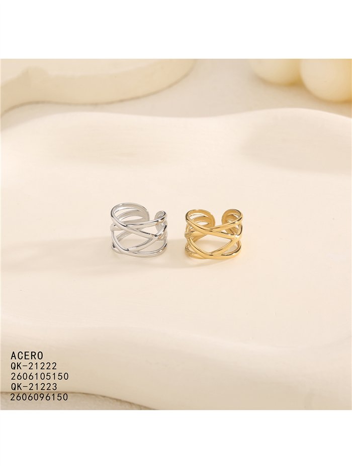 Ear cuff entrelazado de acero
