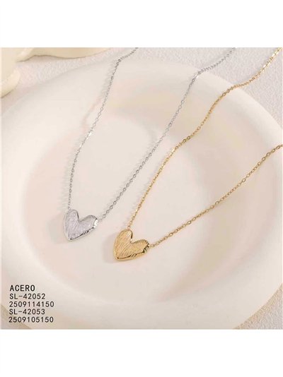 Collier cœur en acier texturé 2